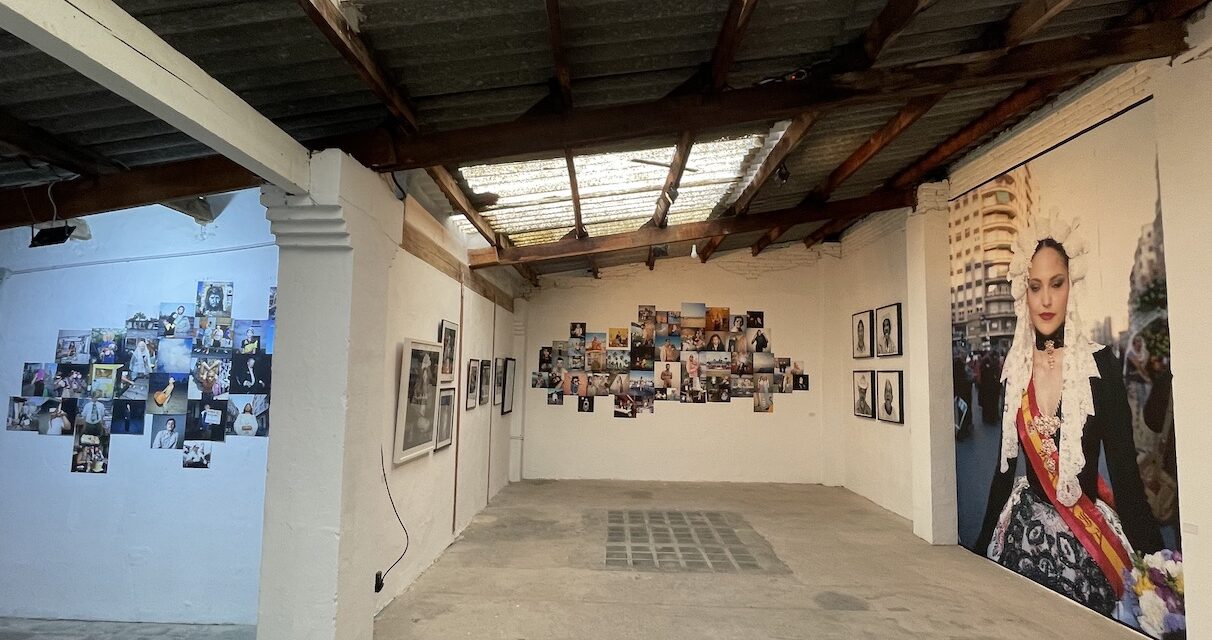 Visita guiada por «Dark Room», de Laura Silleras