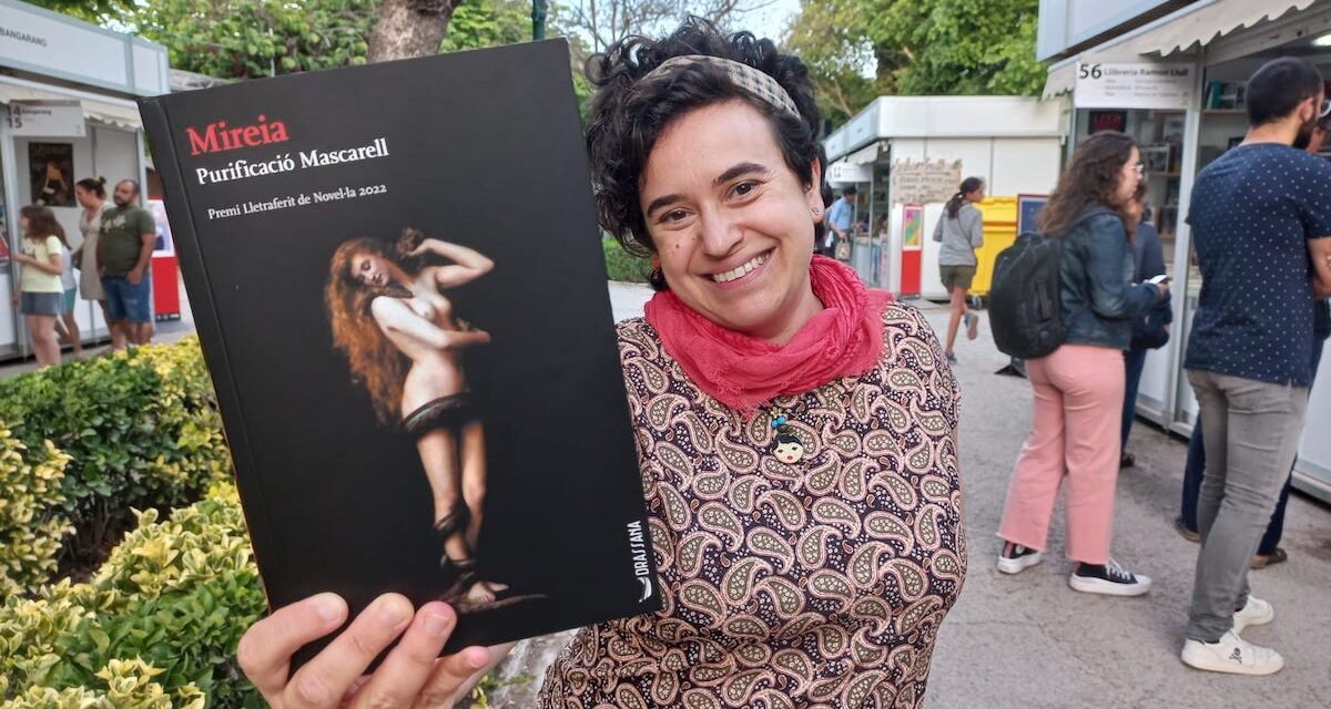 Purificació Mascarell: «Los géneros tradicionalmente considerados menores son para mí la salsa de la literatura»