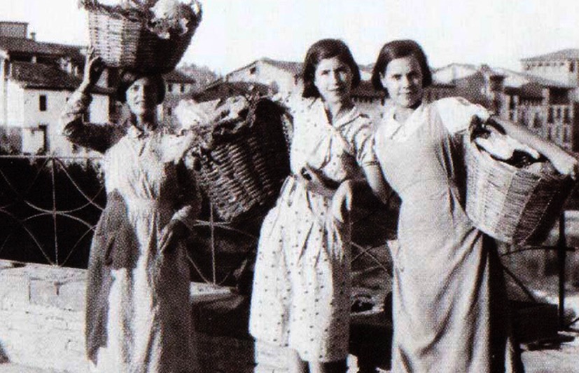 Voces femeninas de posguerra en un retrato escénico coral