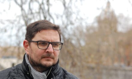 Xavier Aliaga: «Si haces drama te ha de abrir en canal»