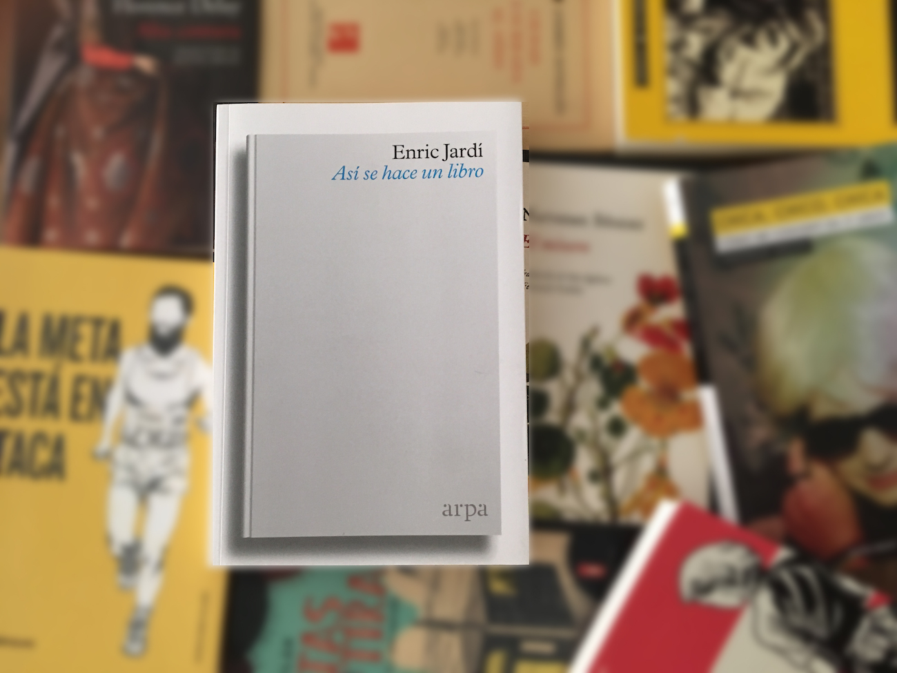 El libro que explica cómo se hacen los libros